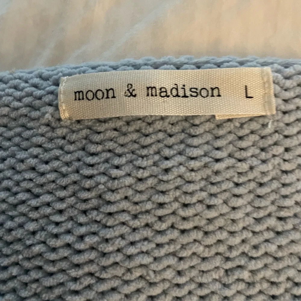 Moon & Madison Balloon Long Sleeve Cardigan Sweater Sky Blue NWOT